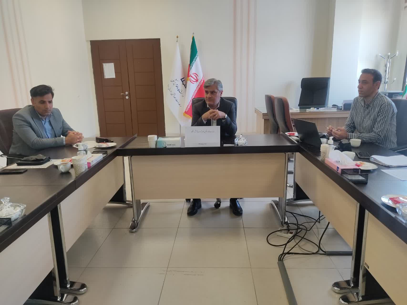 برگزاری ۱۱۹۵مین جلسه شورای پژوهشی دانشگاه علوم پزشکی همدان / تصویب طرح‌های خارج از سقف و بررسی گزارش پژوهشی دانشکده پزشکی