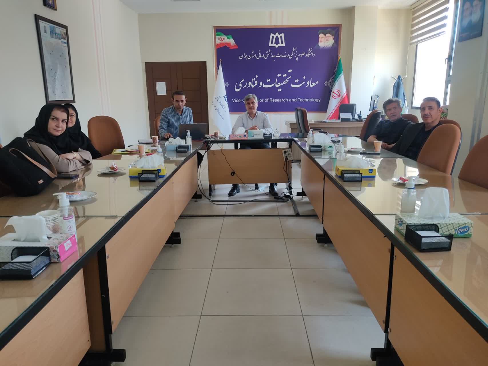 صیانت از اصالت پژوهش؛ بررسی ۲۲ پرونده و تدوین راهکارهای پیشگیری از تخلفات علمی در دویستمین نشست کمیته اخلاق
