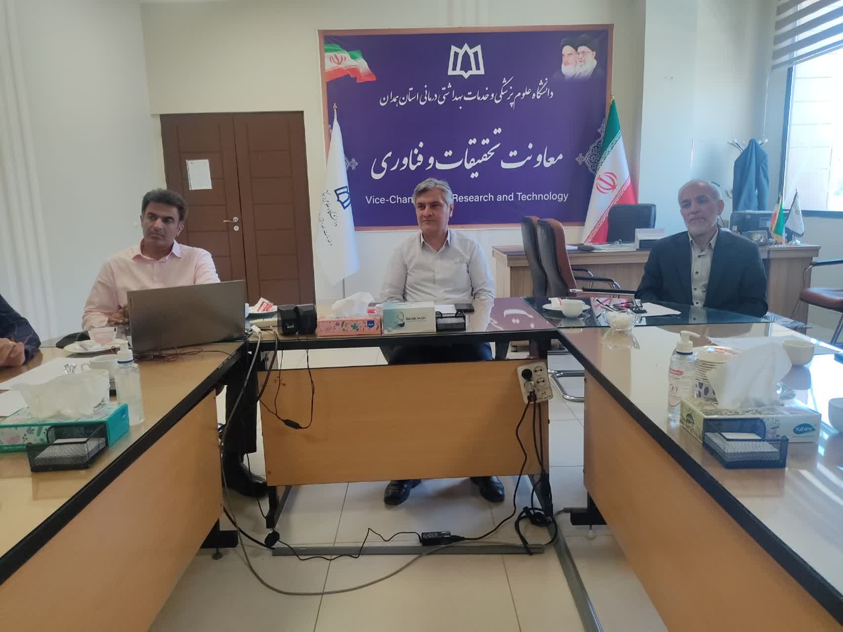 ارزیابی دقیق مراکز تحقیقاتی و پژوهشکده‌های دانشگاه علوم پزشکی همدان بر مبنای شاخص‌های سلامت‌محور
